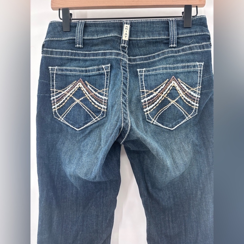 Ariat R.E.A.L. Entwined Boot Cut Stretch Jeans with Embroidered Pockets Size 28R